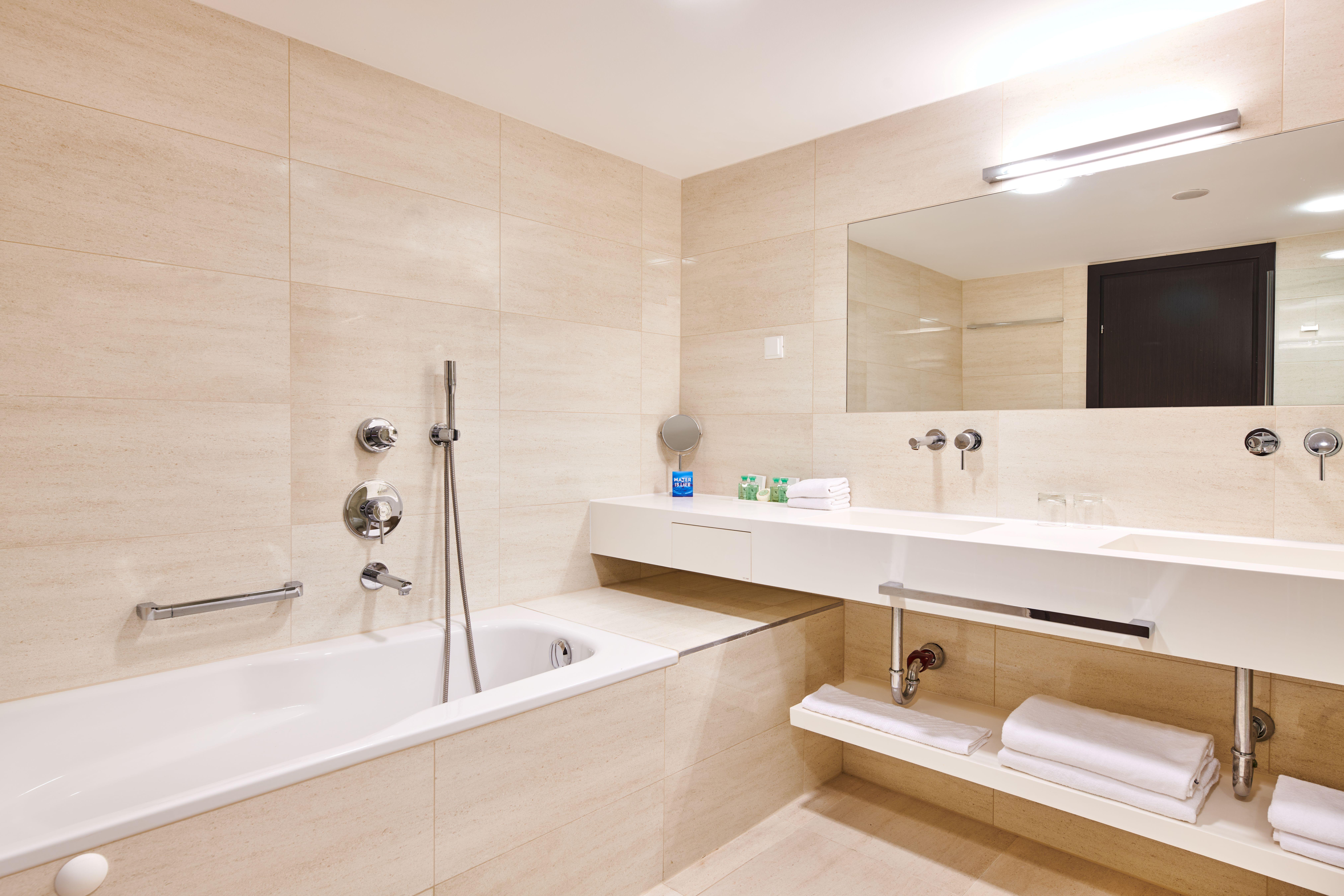 Parentium Plava Laguna Hotel 4*
